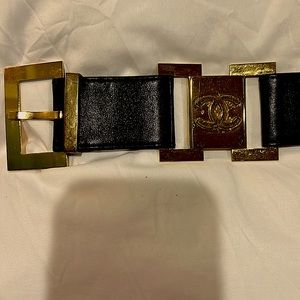 COPY - previously Authenticated byPoshmark!!Authentic Chanel belt gold/leather!